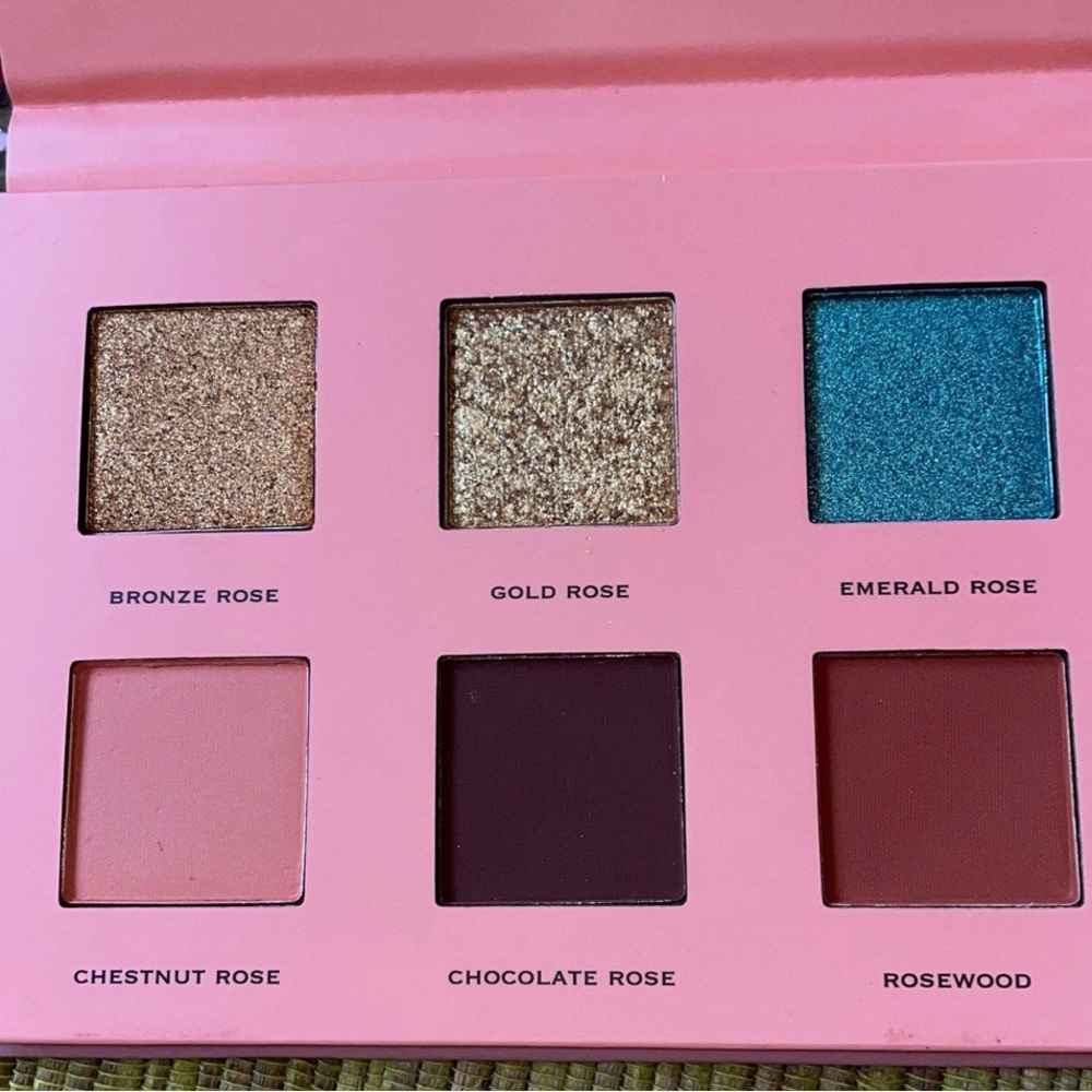 NEW COLOURED RAINE ROSE GARDEN EYESHADOW PALETTE